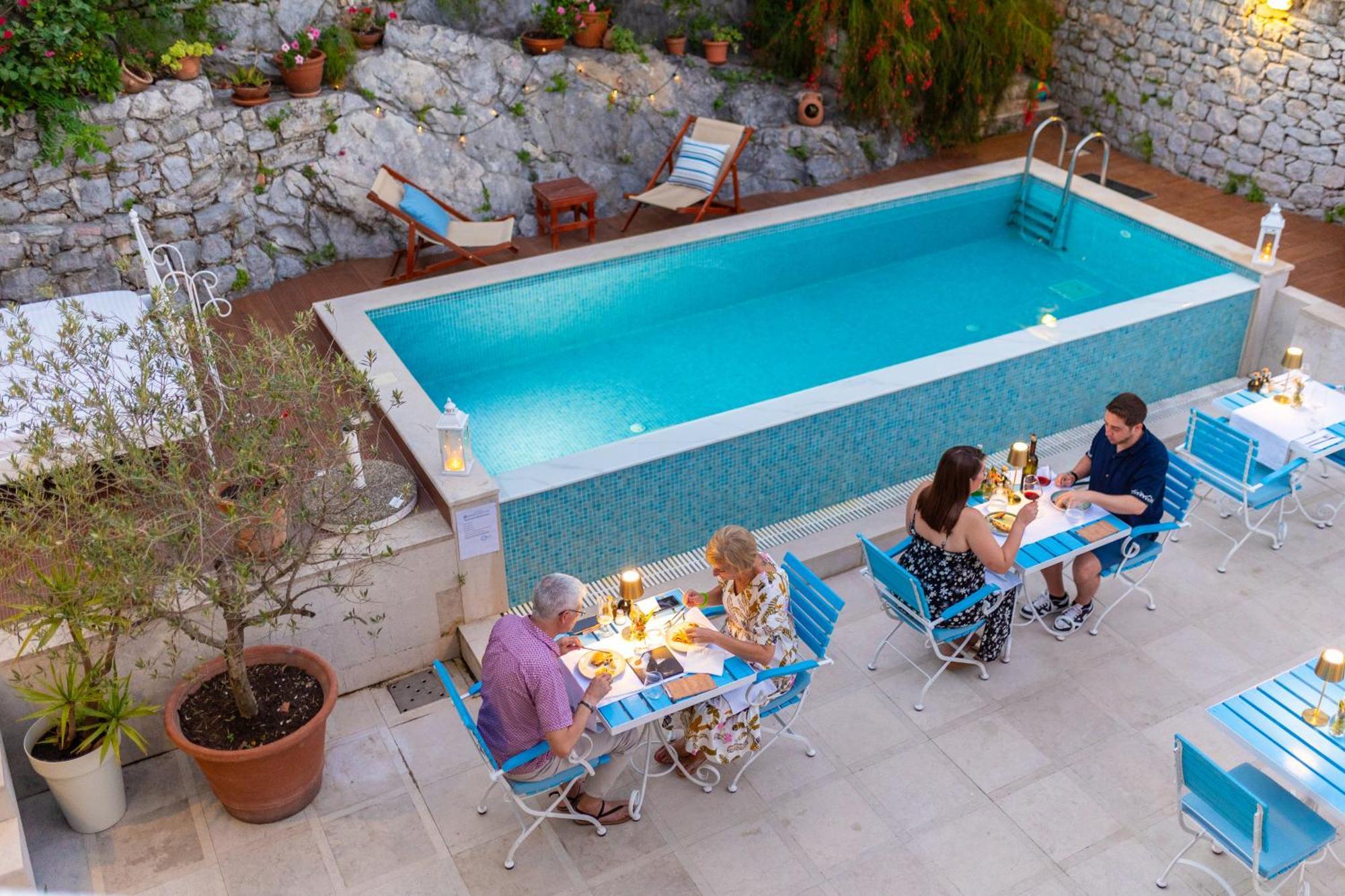 Boutique Hotel Capitano 赫尔采格诺维 外观 照片